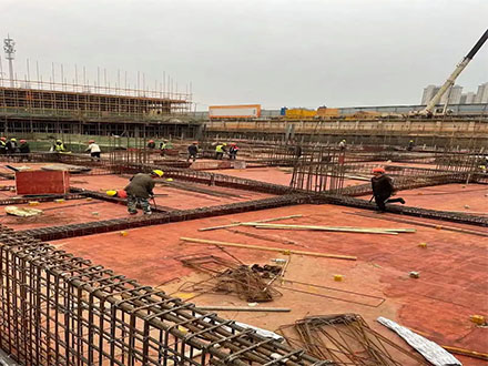 透视建筑模板价格：多因素交织下的市场···